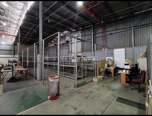 5,057M² WAREHOUSE FOR SALE IN CITY DEEP